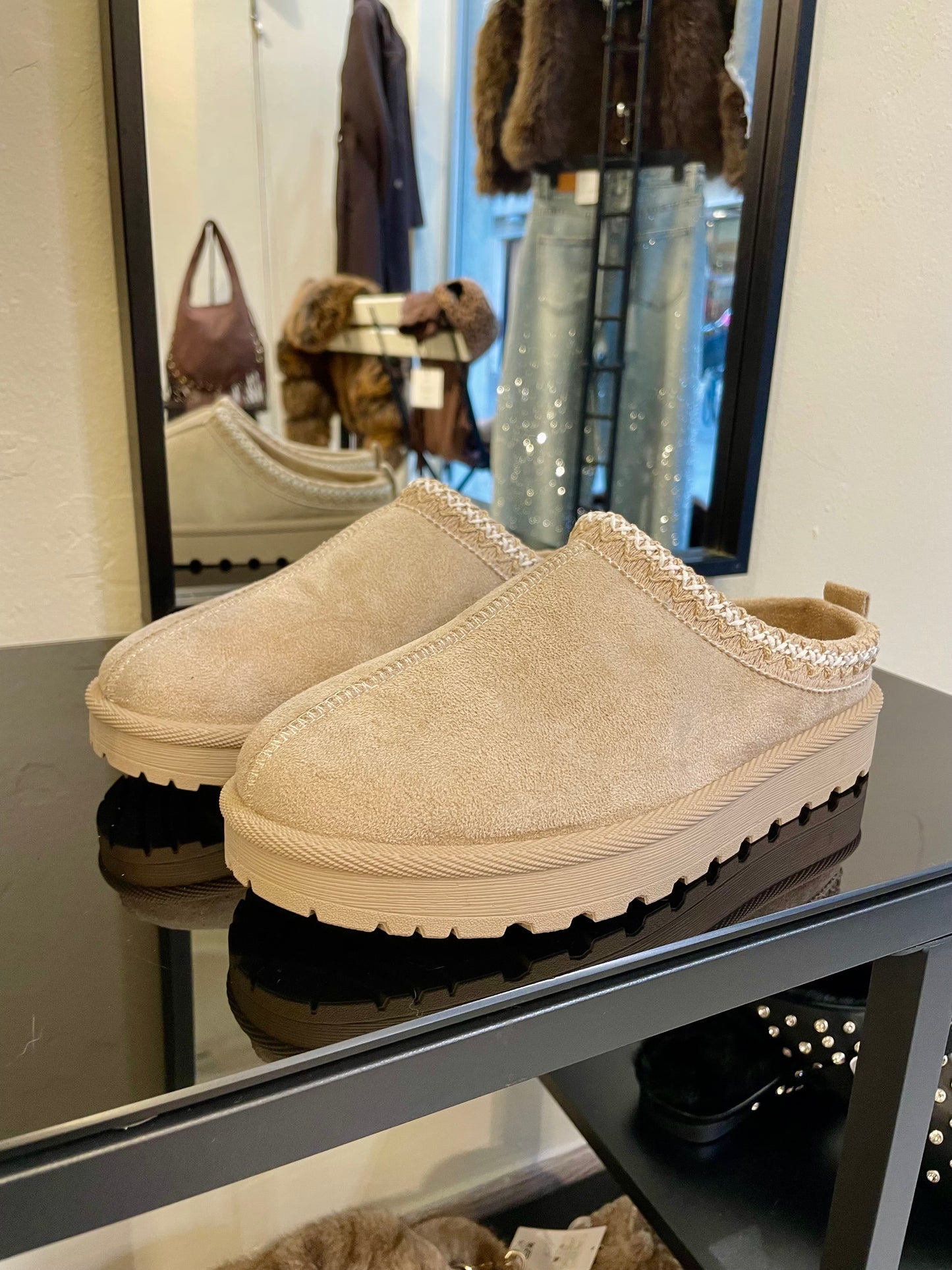 Slip-on scamosciata