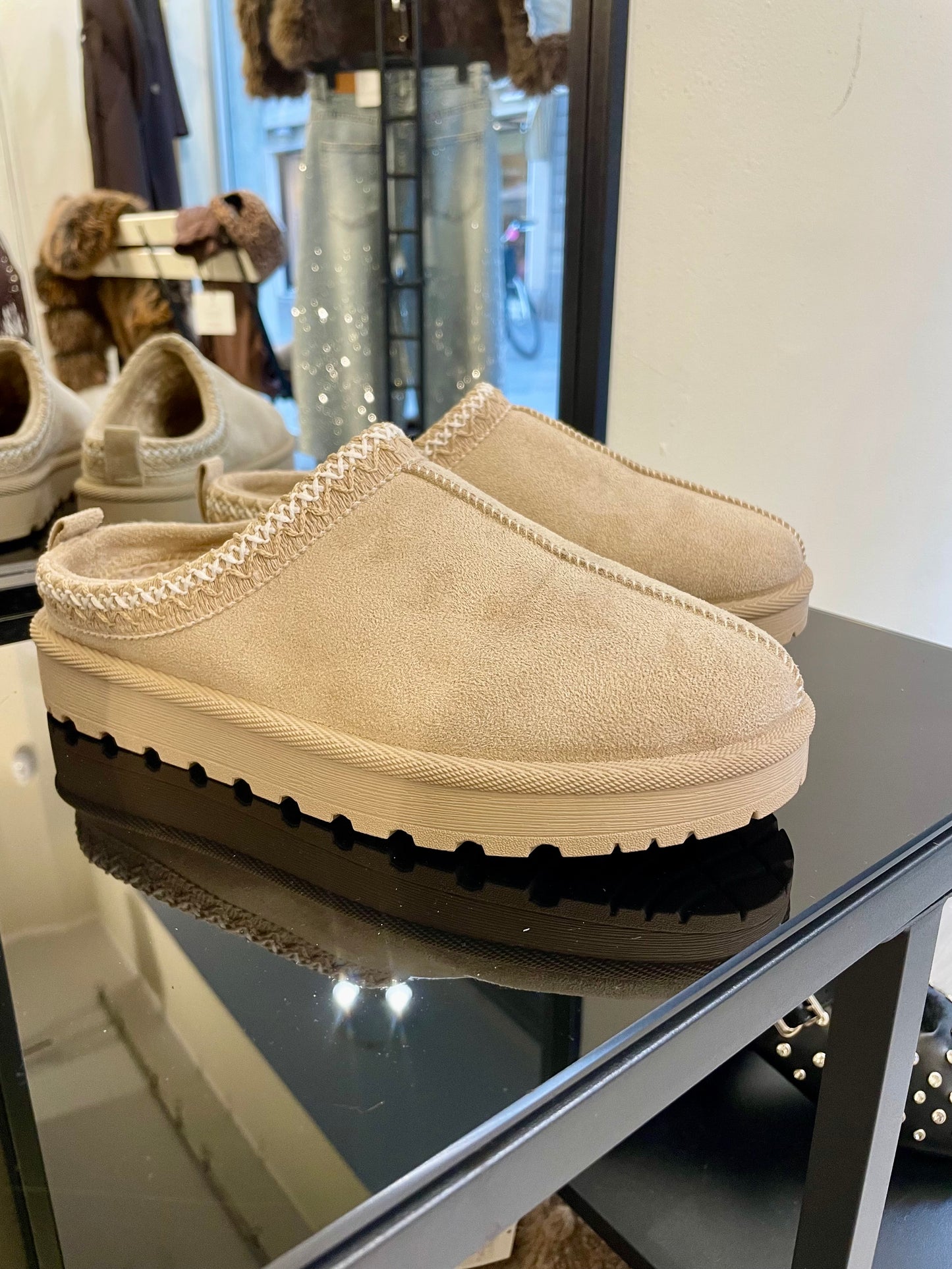 Slip-on scamosciata