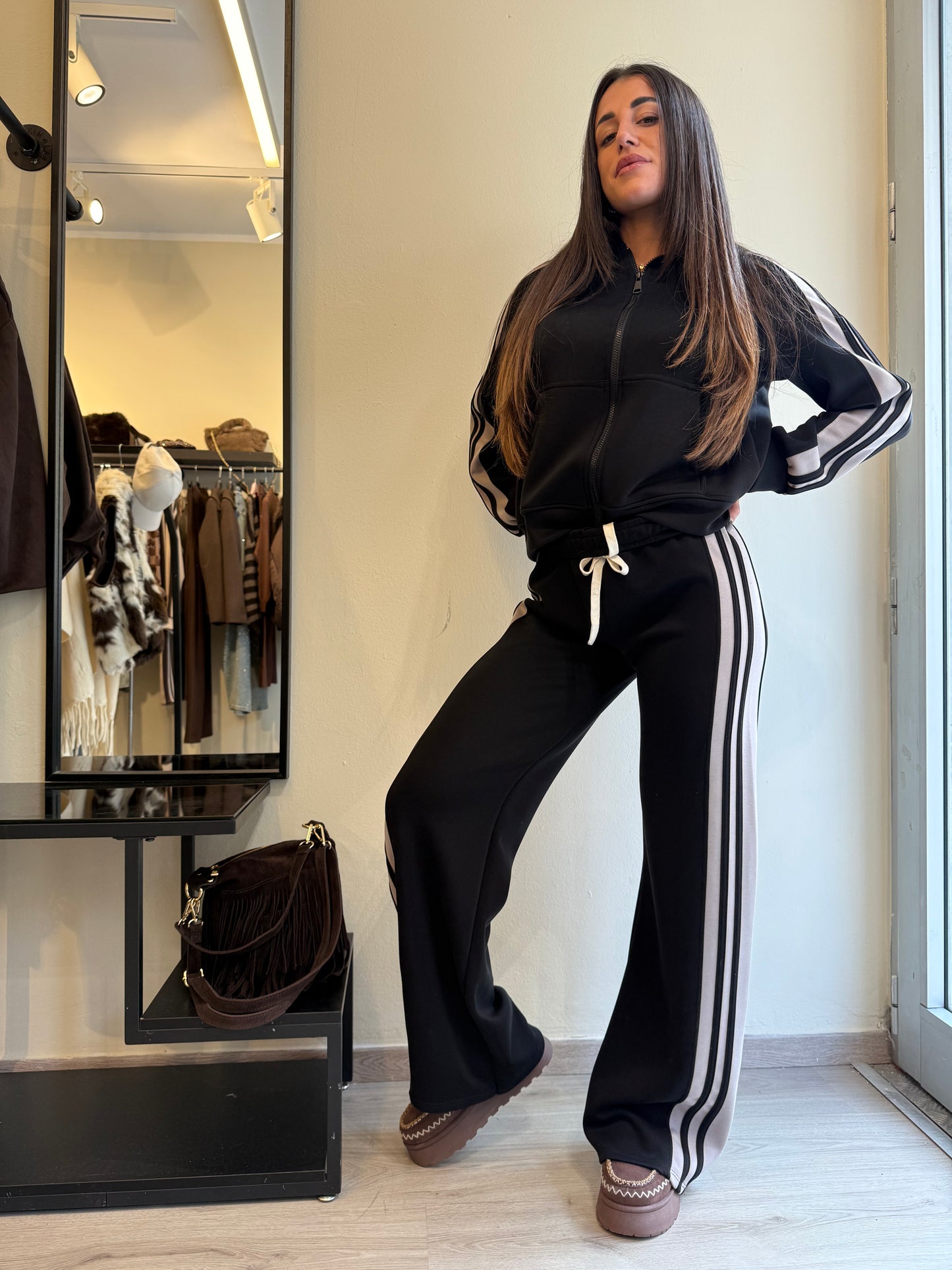 Tuta basic cappuccio