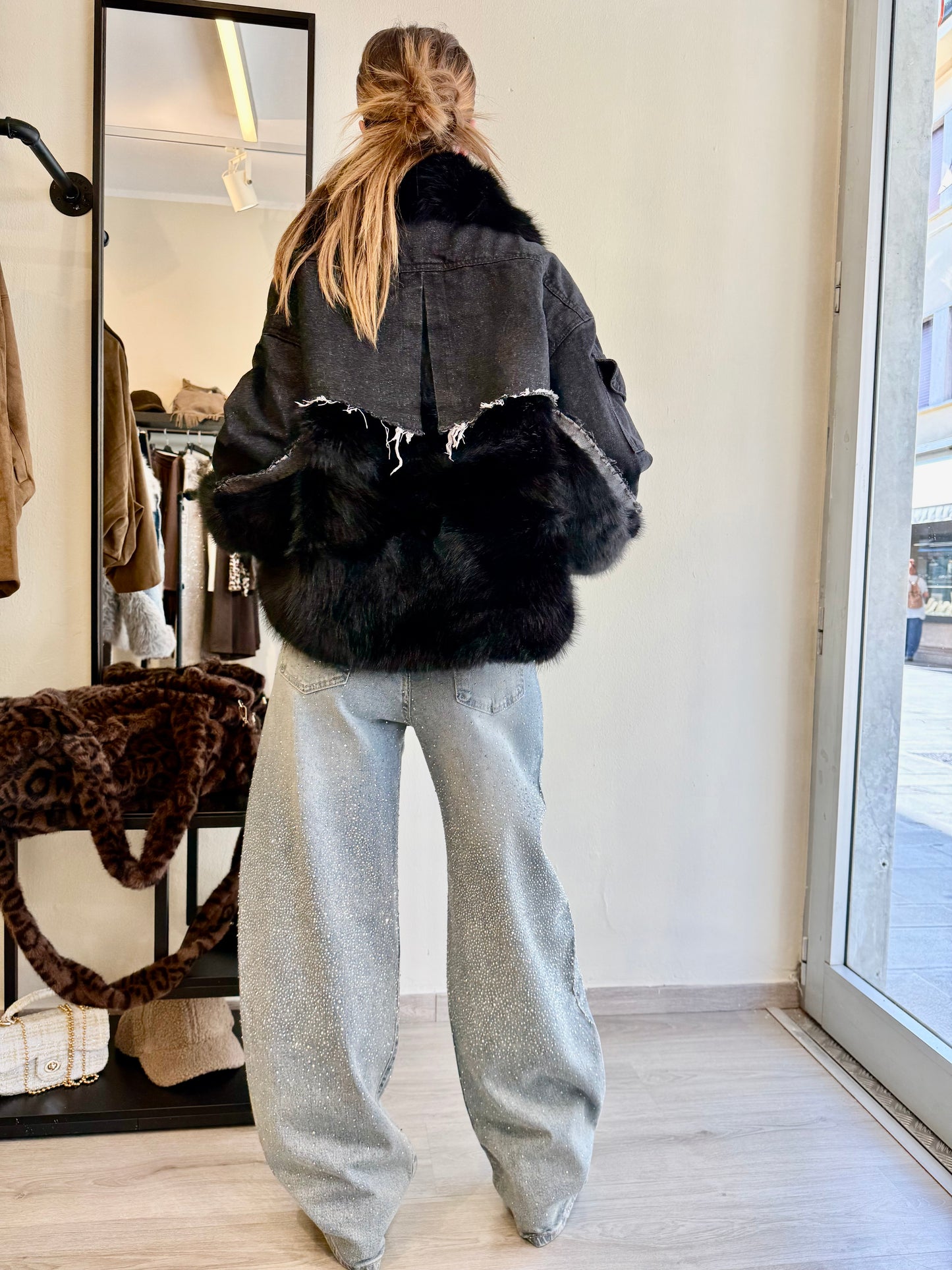 Giubbotto denim con inserti ecopelliccia