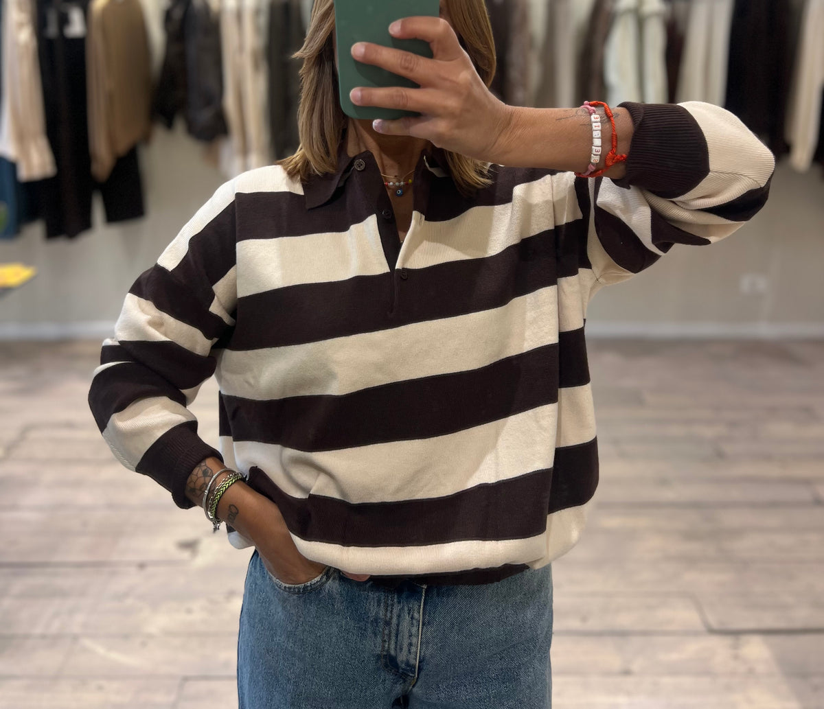 Maglia polo rigata marrone e beige