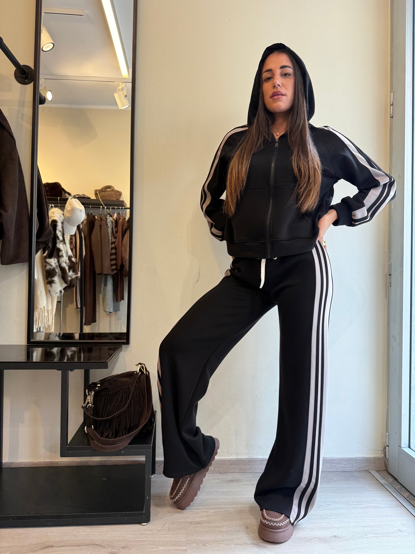 Tuta basic cappuccio