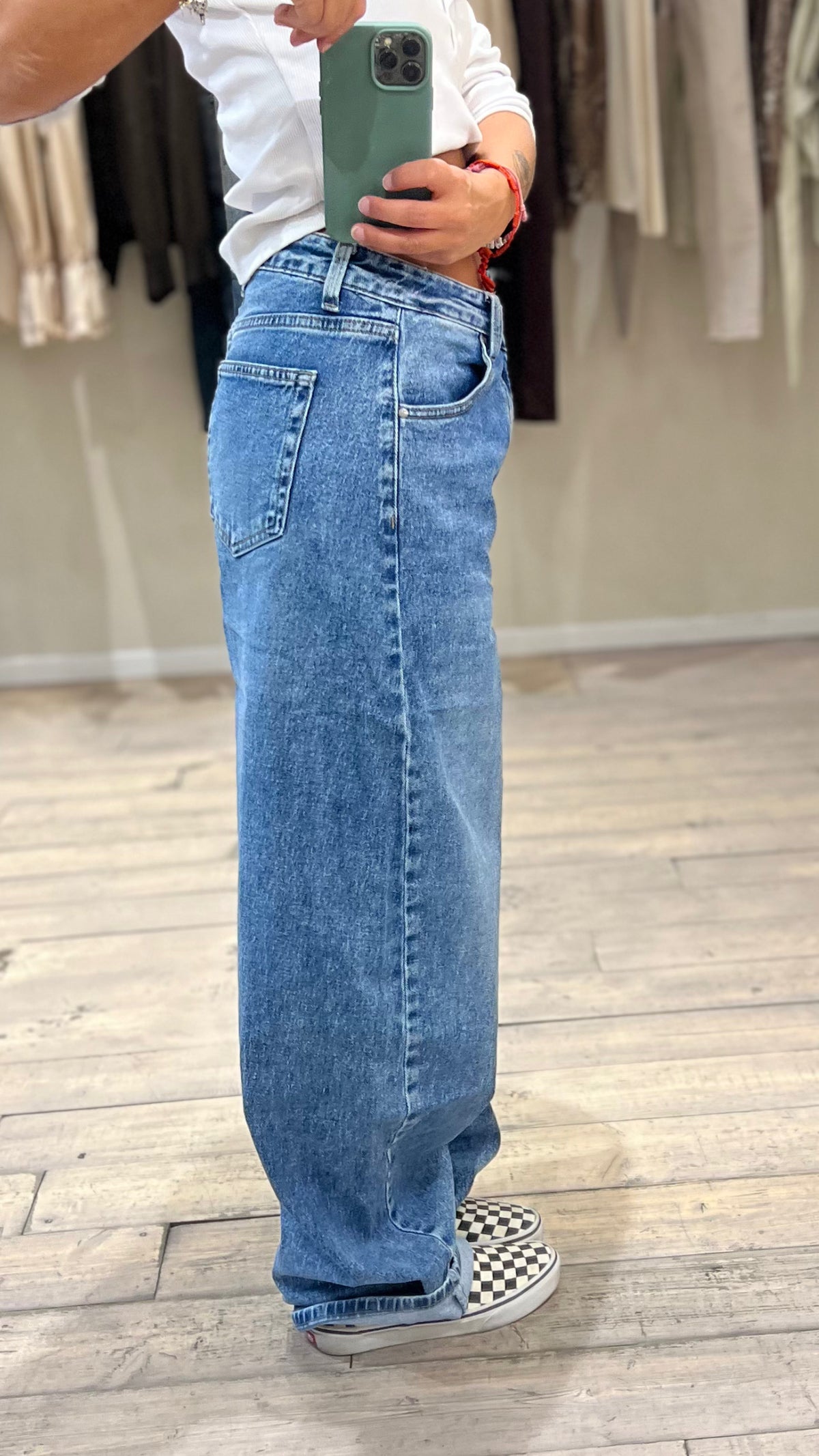 Jeans Baloon bottone spostato
