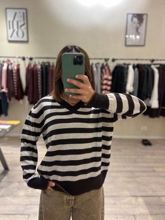 Maglia scollo V cachemere marrone e beige